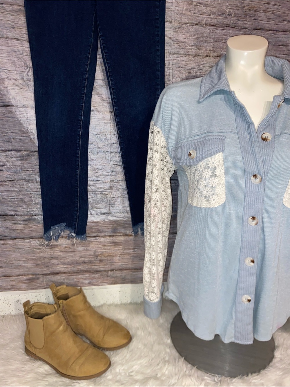 Hem & Thread Light Blue Button-Down Shirt Lace Accents - Picture 2 of 10